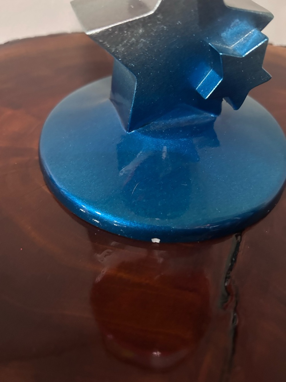 Bath & Body Works Red Glitter Star Candle Holder with Blue Base - Picture 8 of 11